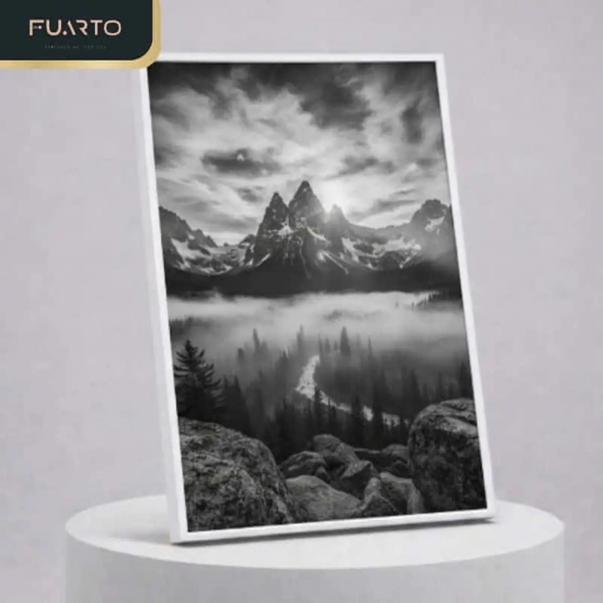 Wall Decor Monochrome